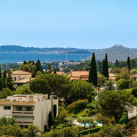 Maison De Village Romantique بيت للعطل كانيو سور مير